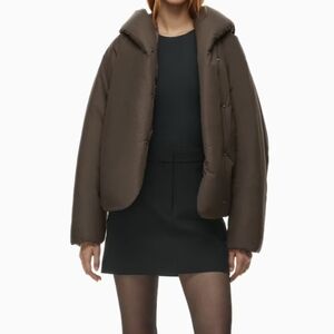 Aritzia Black Puffer